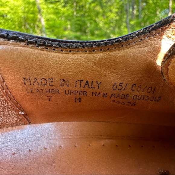 Clark’s Vintage Unique Maroon Leather Dress Shoes - Picture 3 of 8